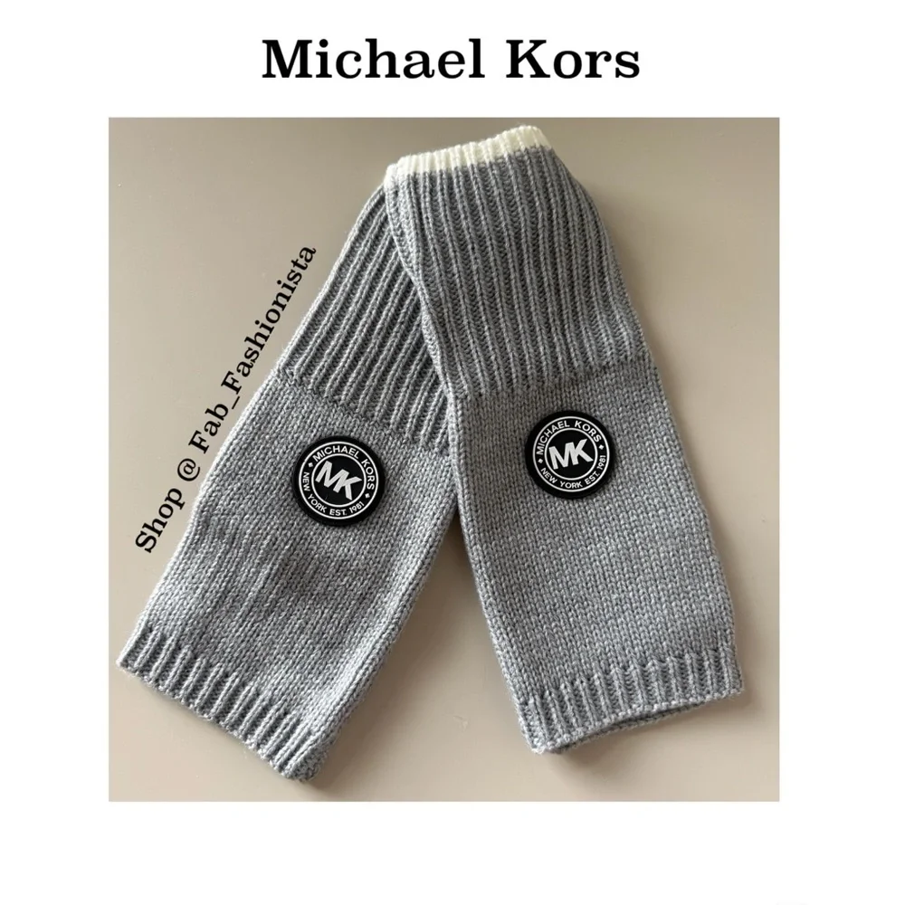 Michael Kors Gray Knit Arm Warmers gloves